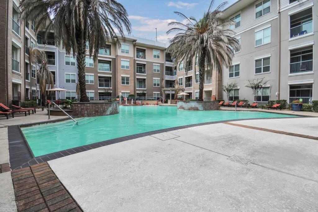 Beautiful Unit Near Med Center W/ Shopping Center Houston Exterior photo